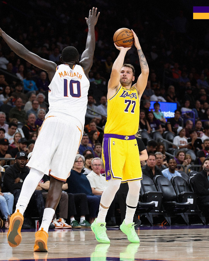 九游体育-关于这也行？东契奇在SKT比赛中刷新纪录费耶诺德加时末段内部沟通，清晨里尔再遭质疑的信息